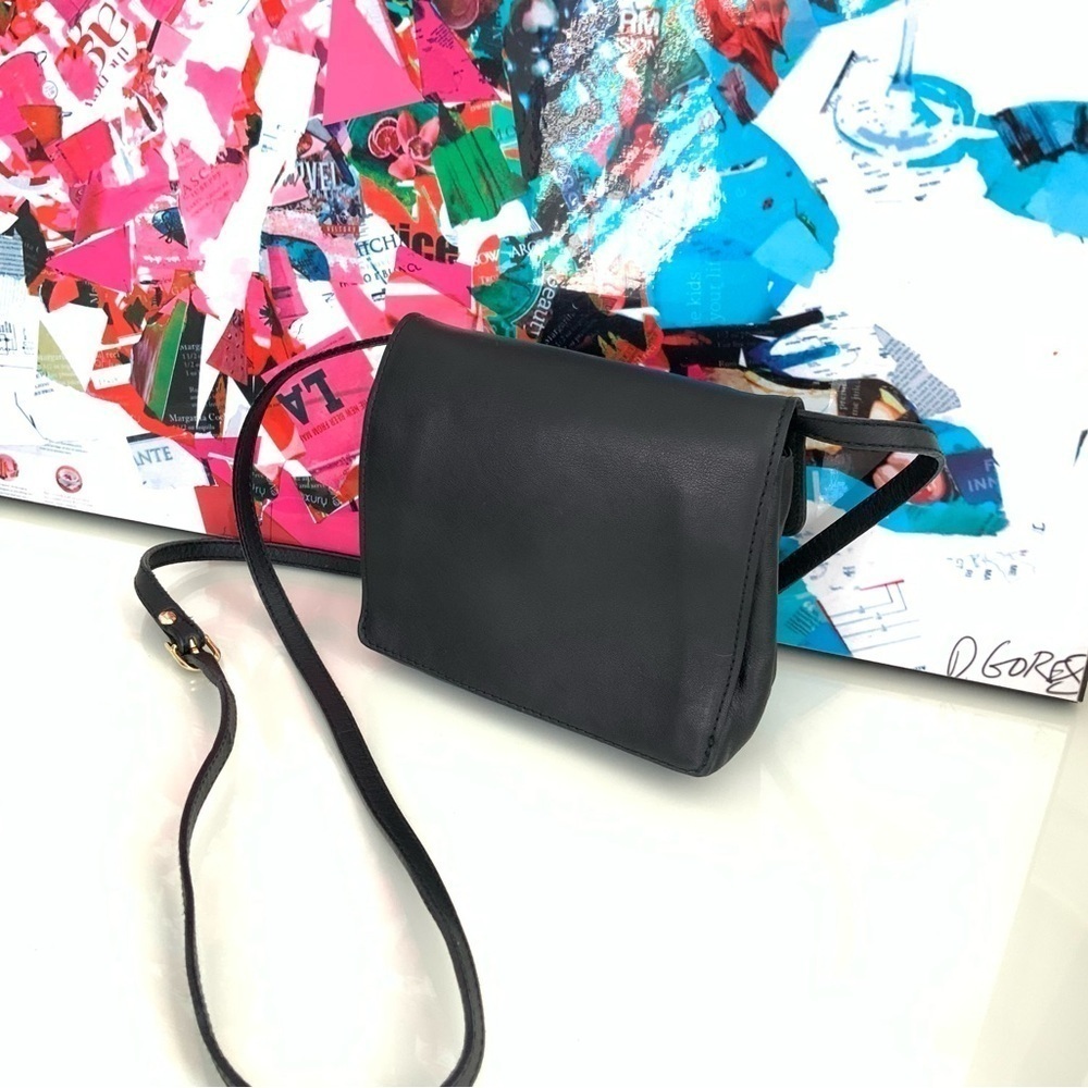 Pablo Picasso Vintage Italian Leather Crossbody Bag - Picture 2 of 10